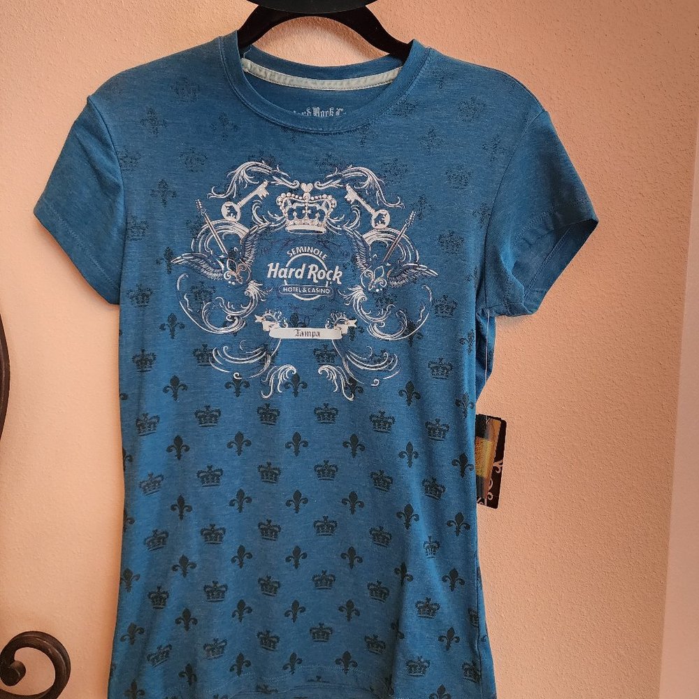 Seminole Hard Rock Tampa Women's T-shirt NWT